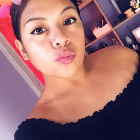 Meet your Posher, Maria - Picture 1 of 1